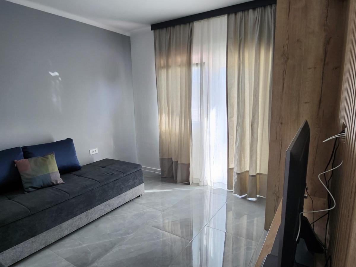 Airport Split Apartment Kastel Stafilic Exterior photo